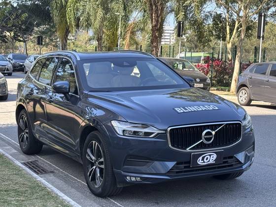 VOLVO XC60 2.0 D5 DIESEL MOMENTUM AWD GEARTRONIC VOLVO XC60 2.0 D5 DIESEL MOMENTUM AWD GEARTRONIC